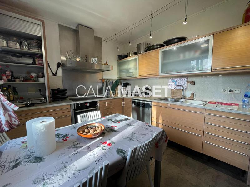 Foto 42ea7f75-5320-4a89-92af-a42377c3e415. Xalet amb calefacció aparcament a Fenals Platja d´Aro