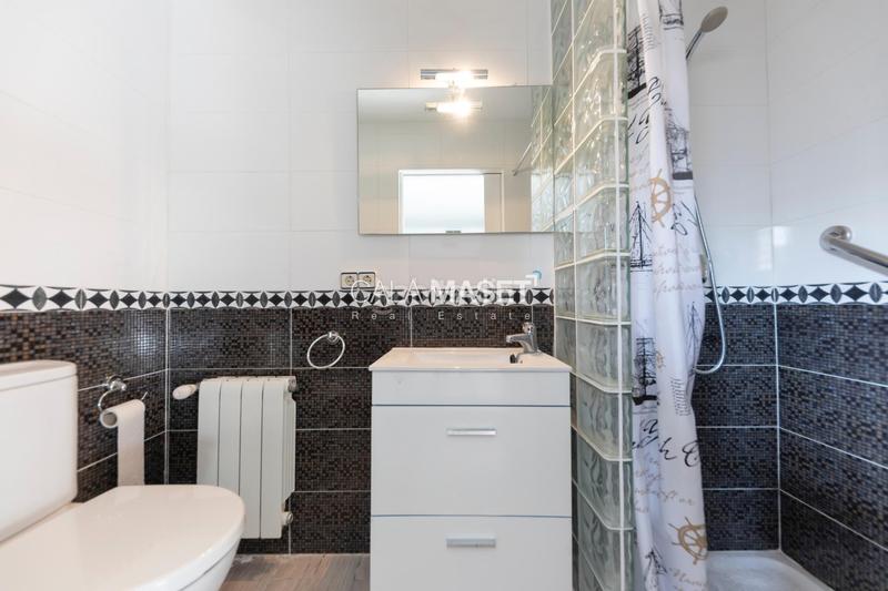 Foto 14e4d0fc-57a8-4b44-8dc2-9cbef3568291. Chalet con riscaldamento parcheggio in Urbanitzacions Platja d´Aro