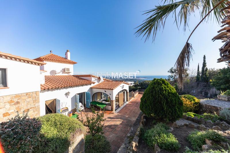 Foto 1aef1a99-5414-4bd3-b91d-10d85b1ec94c. Chalet con riscaldamento parcheggio in Urbanitzacions Platja d´Aro