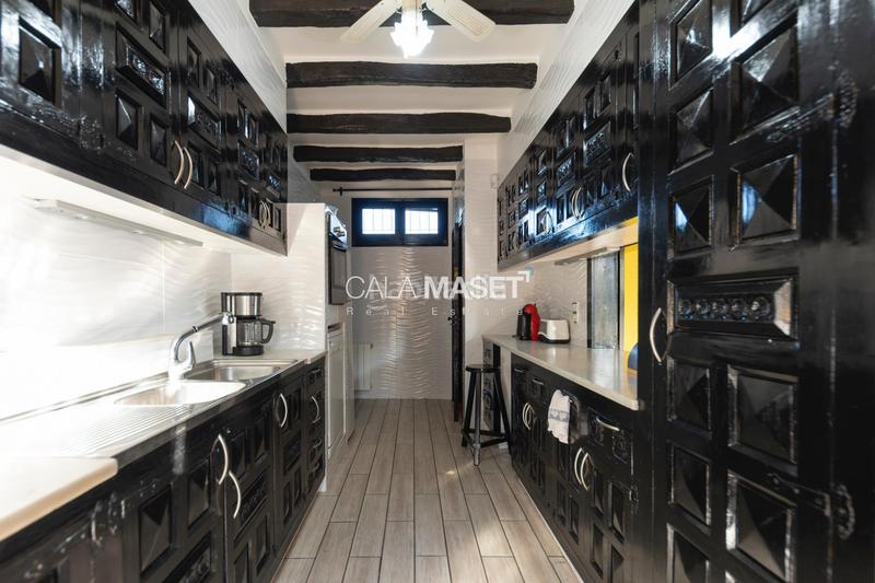 Foto d2a8a241-2c81-4fbf-ad23-0b2b251d379a. Chalet con riscaldamento parcheggio in Urbanitzacions Platja d´Aro