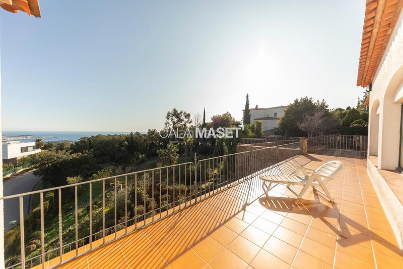 Foto e5fe2ad3-1faf-45c7-8082-1d9d57aac001. Chalet con riscaldamento parcheggio in Urbanitzacions Platja d´Aro