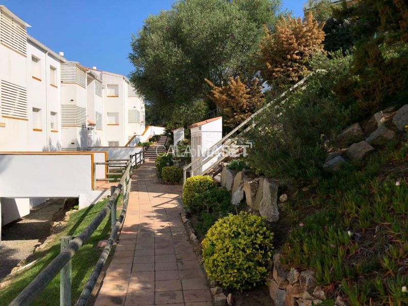 Foto 571851c4-edd1-4e30-b0e7-b1475f2f1c85. Pis amb calefacció piscina a Los Pinos-Politur Platja d´Aro