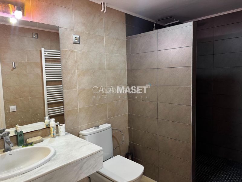 Foto ad66e81e-b64b-4034-94d2-7330bb3162c4. Pis amb calefacció piscina a Los Pinos-Politur Platja d´Aro