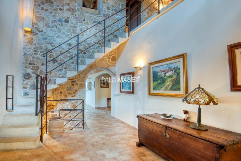 Foto 205a5b6c-42fe-4d6f-8258-4d62c9bf12bf. Chalet mit heizung parking in Sant Pol Sant Feliu de Guíxols