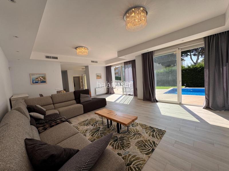 Foto 1b5028be-0f20-4d6a-85b2-caa4e5c174cc. Chalet maravillosa a solo 250 metros de las calas mas prestigiosas de la zona! en Platja d´Aro