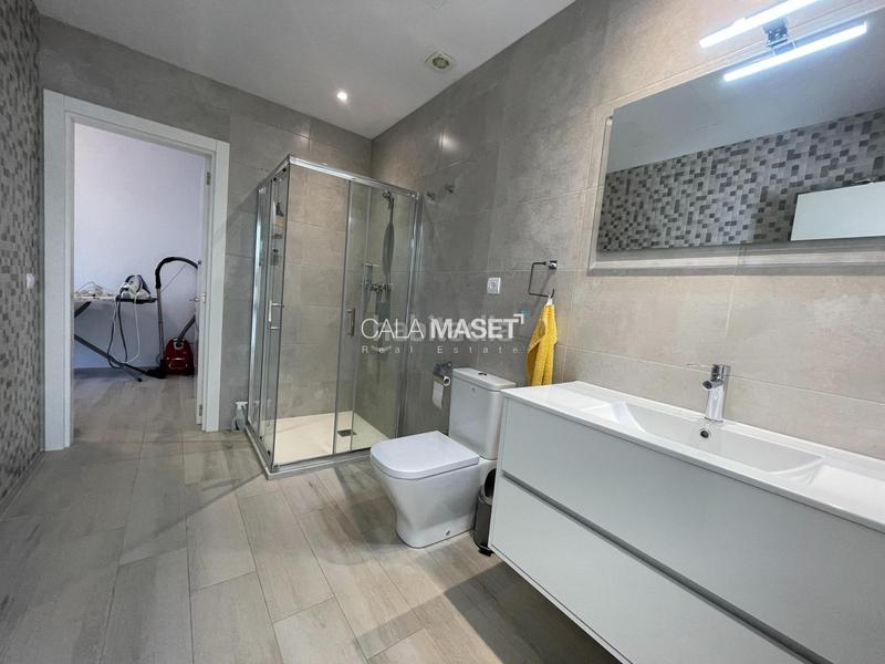 Foto a348a28a-d5d3-45d0-b096-15655da46f8f. Chalet maravillosa a solo 250 metros de las calas mas prestigiosas de la zona! en Platja d´Aro