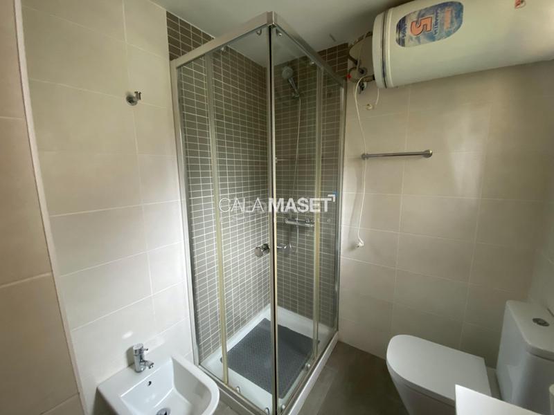 Foto 2d142442-fc2b-460e-bb34-ef2d13921c0a. Casa a schiera con parcheggio in Los Pinos-Politur Platja d´Aro