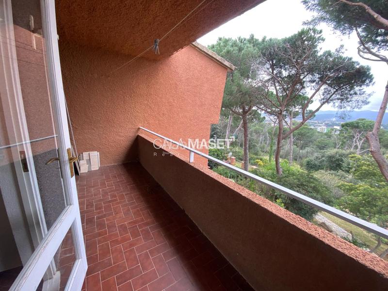 Foto cb3f981d-968b-4b6a-8b5c-9a172e0e9b67. Casa a schiera con parcheggio in Los Pinos-Politur Platja d´Aro