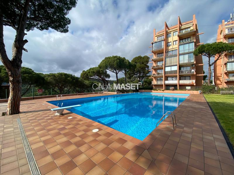 Foto e7b34c1c-5674-4c9f-b643-19d5bd4d7e8d. Casa a schiera con parcheggio in Los Pinos-Politur Platja d´Aro