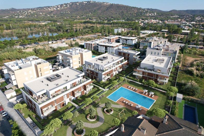 Foto 7fa6b5c9-e7d4-4f5b-a52d-64a24e2c7456. Appartamento con riscaldamento parcheggio in Fenals Platja d´Aro