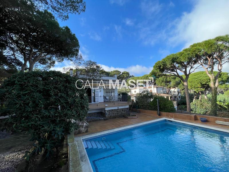 Foto 8b391f97-0abf-424d-b3cc-7fc1f36eb90d. Chalet with heating parking pool in Sant Pol Sant Feliu de Guíxols