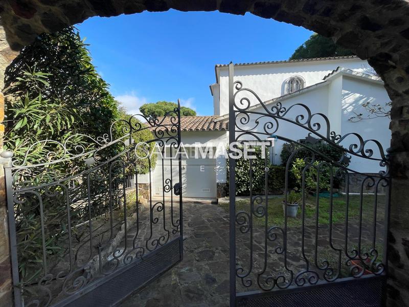 Foto b27b6e87-d550-4616-8b96-b306e1713f02. Chalet with heating parking pool in Sant Pol Sant Feliu de Guíxols