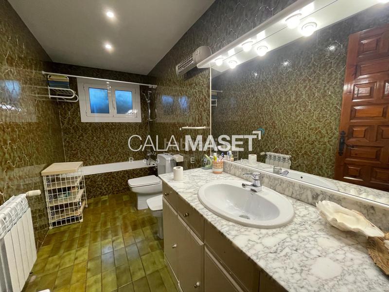 Foto bb2986bd-006b-49c0-add6-c77fd53e91dc. Chalet with heating parking pool in Sant Pol Sant Feliu de Guíxols