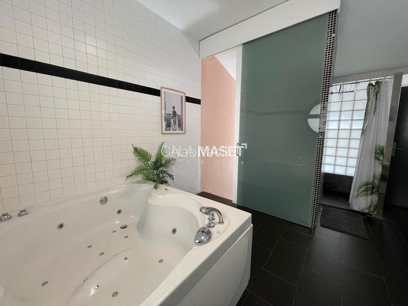 Foto 6a256efc-e624-40b5-bddc-4349ff3809ed. Xalet amb calefacció aparcament piscina a Puntabrava-Port Salvi Sant Feliu de Guíxols