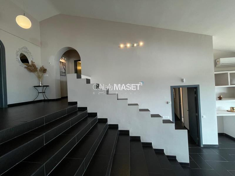 Foto a6e8b816-d056-4fca-a73b-b00cc7145b75. Xalet amb calefacció aparcament piscina a Puntabrava-Port Salvi Sant Feliu de Guíxols