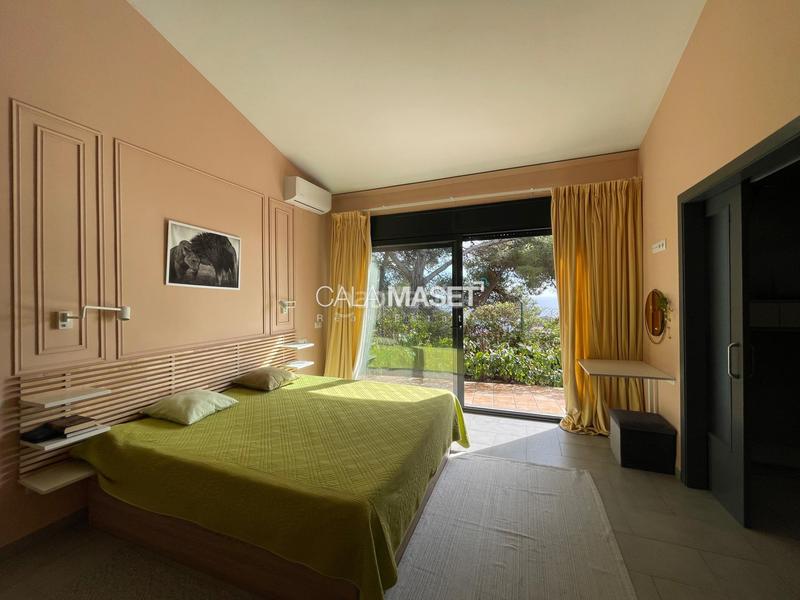 Foto a7e2facd-4f2c-49e1-83e4-98c6a7f17e7a. Xalet amb calefacció aparcament piscina a Puntabrava-Port Salvi Sant Feliu de Guíxols