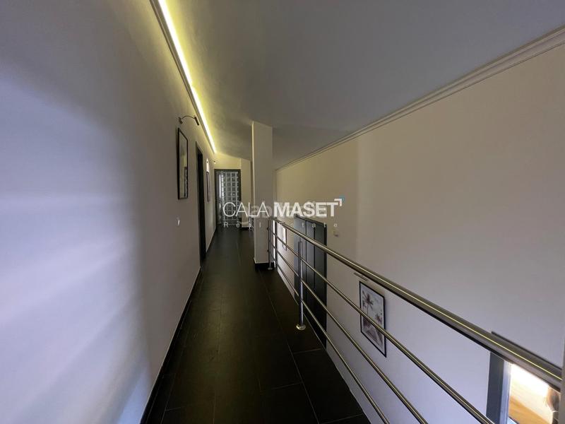 Foto b5537633-e8a9-4118-b053-6131050e48ff. Xalet amb calefacció aparcament piscina a Puntabrava-Port Salvi Sant Feliu de Guíxols