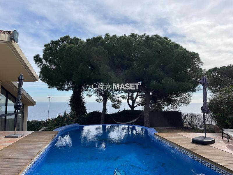 Foto db23abf1-4081-470e-9eb5-9c91f109a7c6. Xalet amb calefacció aparcament piscina a Puntabrava-Port Salvi Sant Feliu de Guíxols