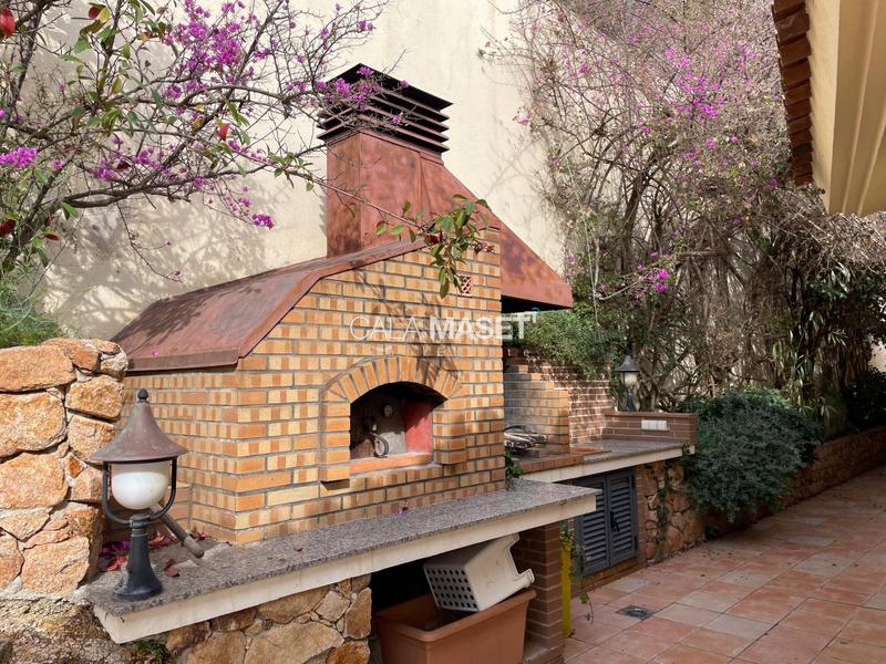 Foto dca0737e-7259-4bc7-8bfa-c966d41e5e6d. Xalet amb calefacció aparcament piscina a Puntabrava-Port Salvi Sant Feliu de Guíxols