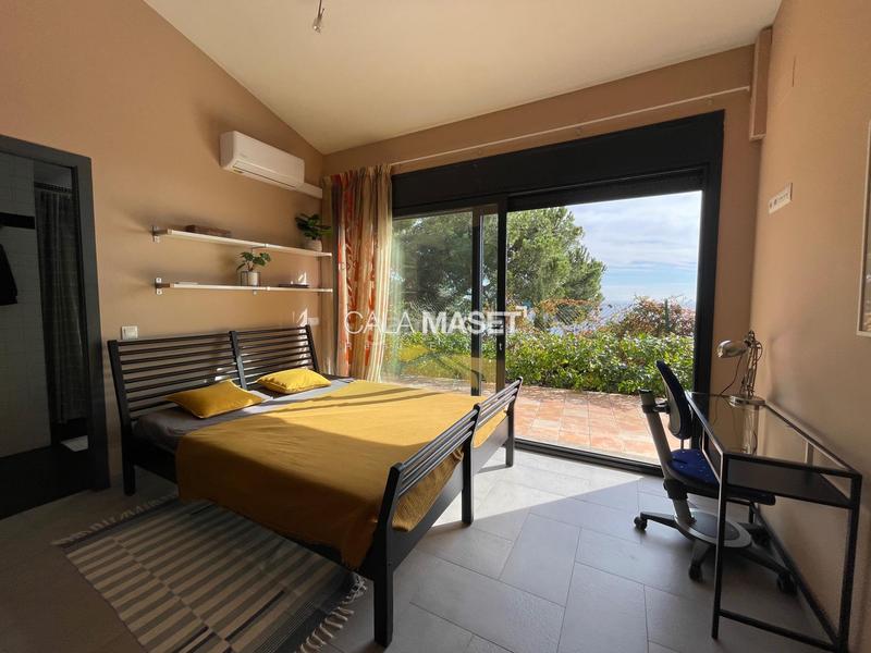 Foto f2eb25f5-bc72-42e3-a9b9-6b5dc1e4eb21. Xalet amb calefacció aparcament piscina a Puntabrava-Port Salvi Sant Feliu de Guíxols