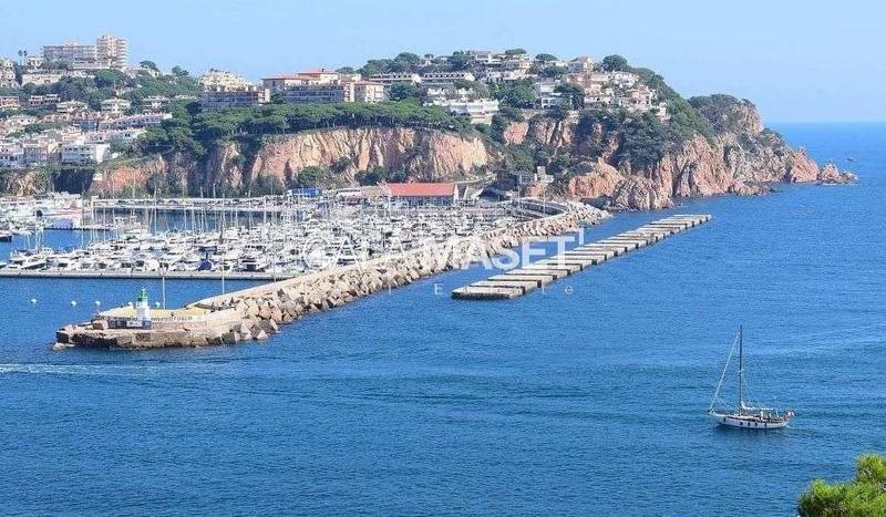 Foto f3448985-9961-40cd-96a6-2b1bd57dd3bf. Xalet amb calefacció aparcament piscina a Puntabrava-Port Salvi Sant Feliu de Guíxols