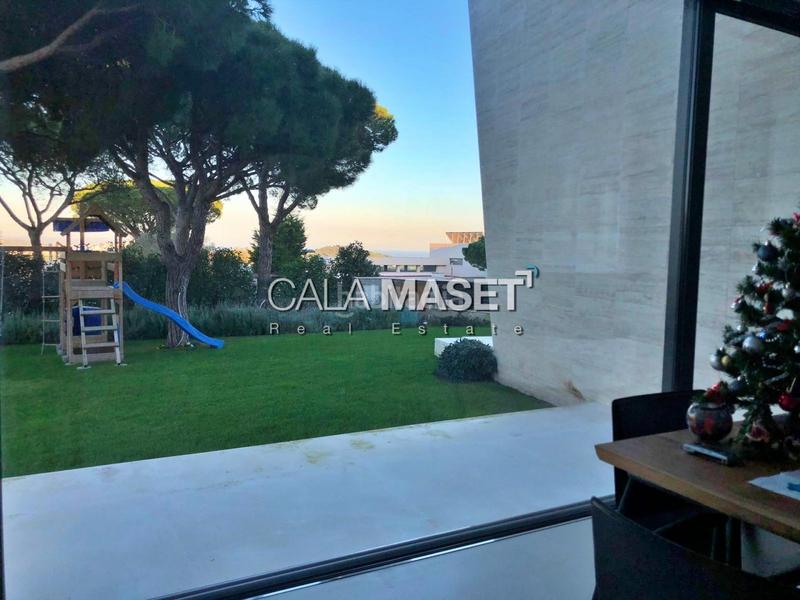 Foto c8679ec0-be84-4d88-9e6e-2eeef090783a. Location chalet avec parking dans Sant Pol Sant Feliu de Guíxols