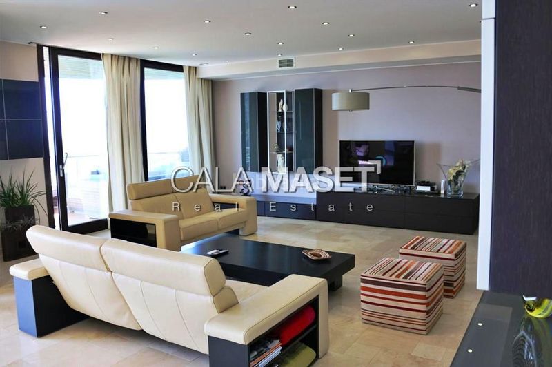 Foto 256b0d19-539e-4f17-ad1d-7a8dbb4db24d. Xalet amb calefacció aparcament piscina a Urbanitzacions Platja d´Aro