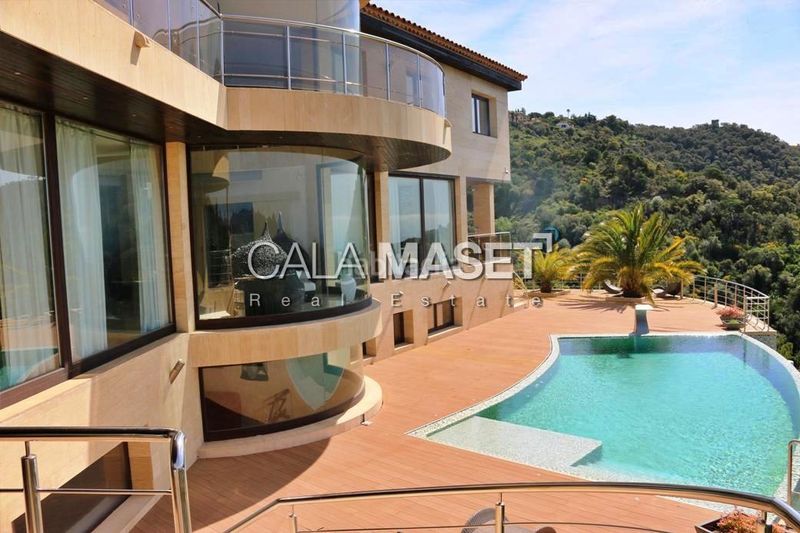 Foto 91d4b4a5-ba97-481f-9677-126cd133fa9e. Xalet amb calefacció aparcament piscina a Urbanitzacions Platja d´Aro