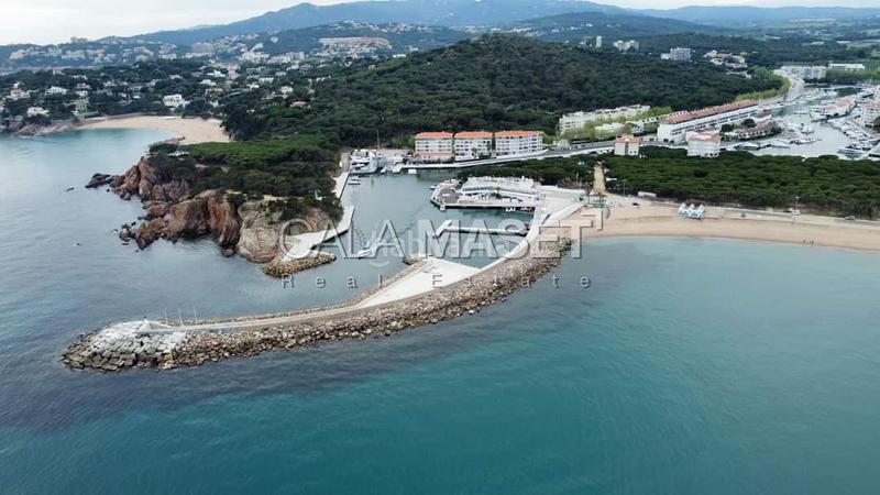 Foto 5e0798ad-5493-4f6c-b7aa-f3e55c5a79ae. Apartament amb calefacció aparcament piscina a Port d´Aro Platja d´Aro