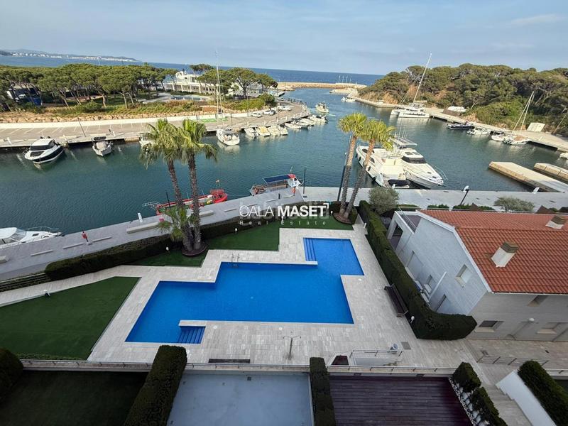 Foto b45d2097-f635-4fba-9bd6-dfa40a3120d6. Apartament amb calefacció aparcament piscina a Port d´Aro Platja d´Aro