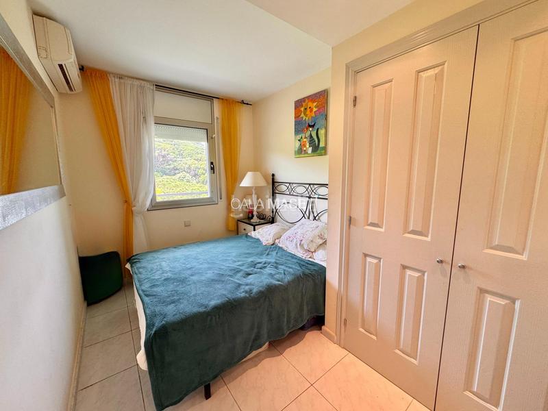 Foto f5ac43b4-b4cb-41b8-8a5d-f801dec39064. Apartament amb calefacció aparcament piscina a Port d´Aro Platja d´Aro