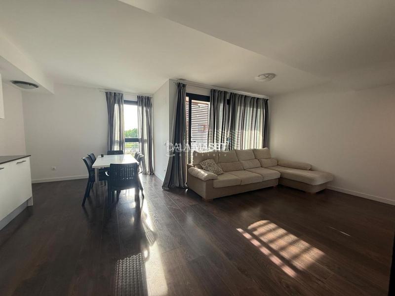 Foto 8ed0d8bc-fb16-4fe9-9acf-d87a85cd614b. Apartament amb aparcament piscina a Fenals Platja d´Aro