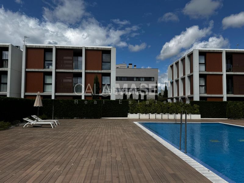 Foto c68d996f-8ae8-4cb4-a5e6-15e579c8b491. Apartament amb calefacció aparcament piscina a Fenals Platja d´Aro
