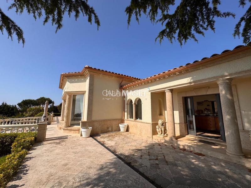 Foto 2ce49568-6392-4915-8820-e3d1f4aa77be. Chalet exclusiva propiedad en mas nou en Urbanitzacions Platja d´Aro