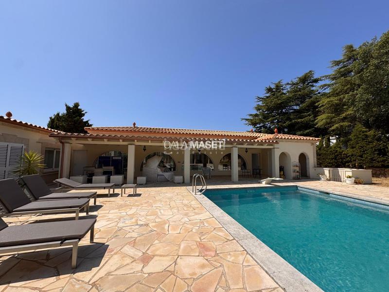 Foto 3b9018e3-c879-4943-a3d8-f4f922358a4d. Chalet exclusiva propiedad en mas nou en Urbanitzacions Platja d´Aro