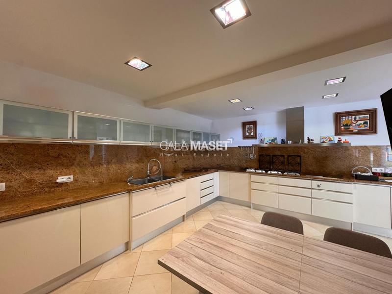 Foto 73f107da-bbdb-420d-b6e0-b5ec5d3707d6. Chalet exclusiva propiedad en mas nou en Urbanitzacions Platja d´Aro