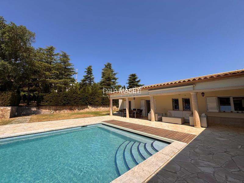 Foto 94841946-f23c-414c-bc68-bc91034cc201. Chalet exclusiva propiedad en mas nou en Urbanitzacions Platja d´Aro