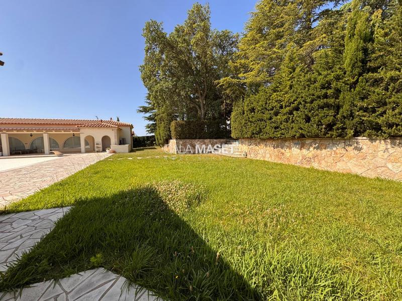 Foto 9d6e2e8f-1d8d-4ed5-a8d9-96e532c3dbc4. Chalet exclusiva propiedad en mas nou en Urbanitzacions Platja d´Aro