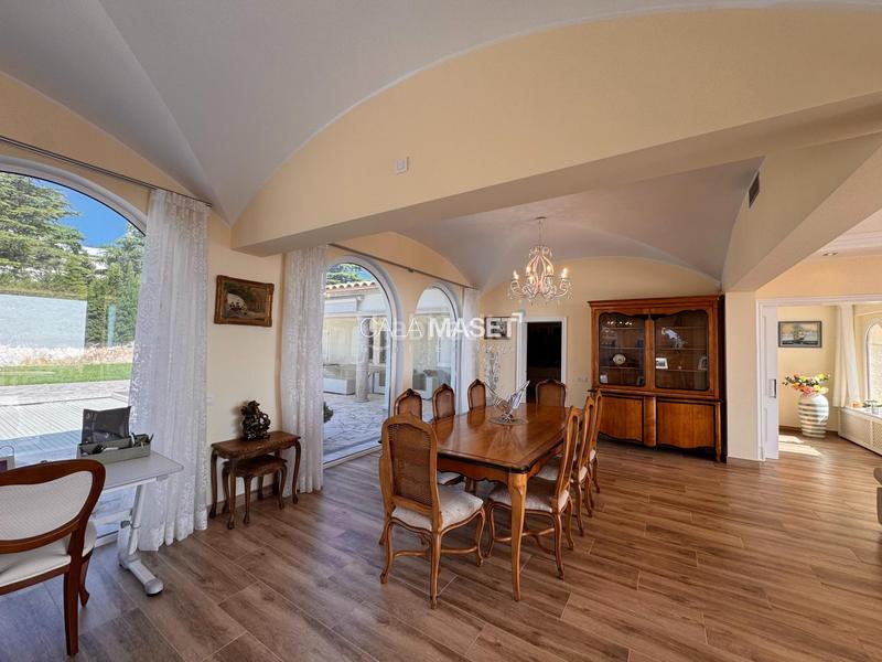 Foto a93acd81-3cd6-42d9-b58a-528d888f9ba9. Chalet exclusiva propiedad en mas nou en Urbanitzacions Platja d´Aro