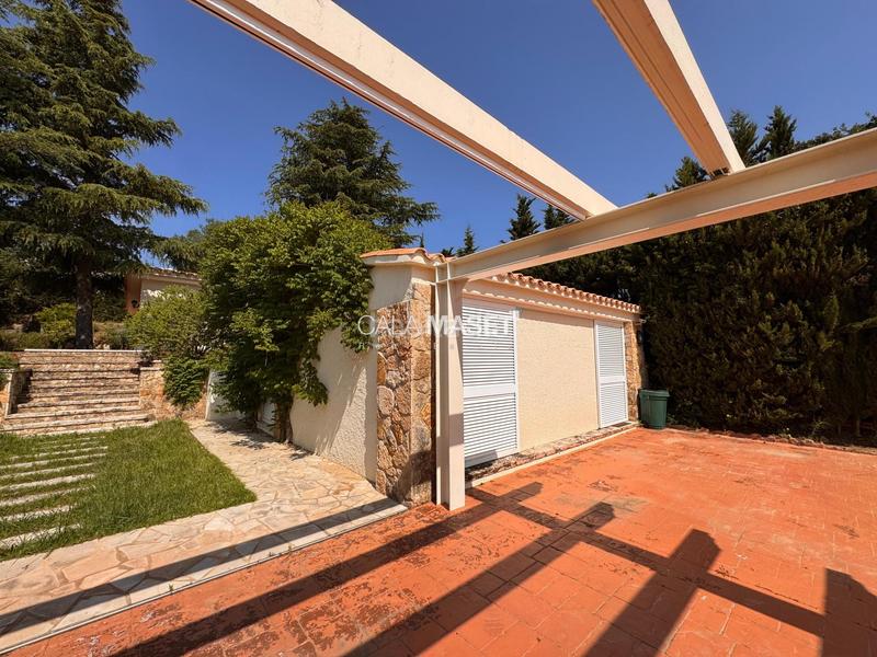 Foto b77ed1e8-870e-4b34-8de7-5d60db731ef7. Chalet exclusiva propiedad en mas nou en Urbanitzacions Platja d´Aro