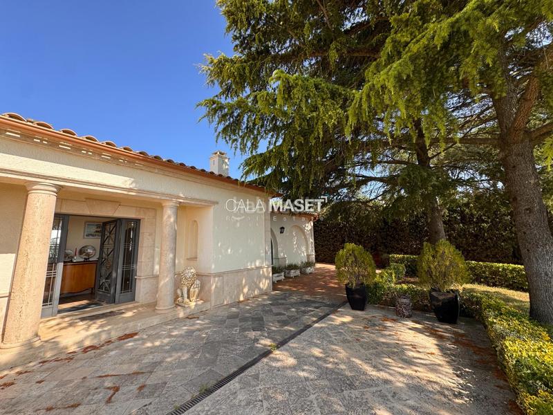 Foto c130d989-72da-41c7-9ca2-d0e1d241fe0d. Chalet exclusiva propiedad en mas nou en Urbanitzacions Platja d´Aro