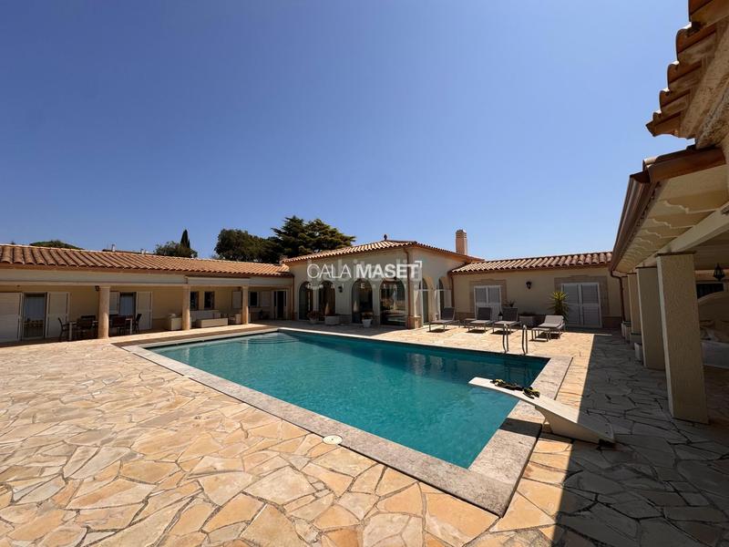 Foto e66cb3df-ad77-4eb8-9f98-4b1e8d922e85. Chalet exclusiva propiedad en mas nou en Urbanitzacions Platja d´Aro