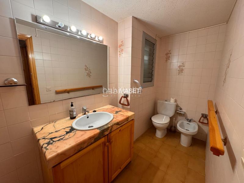 Foto 1bfafa06-8713-4fa0-b16e-35d5dfe00271. Apartament amb aparcament piscina a Centre-Platja Platja d´Aro