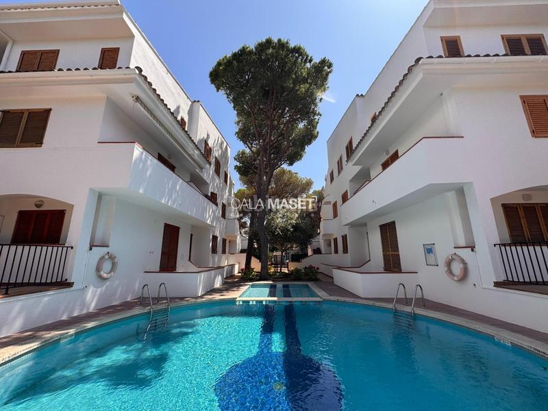 Foto 5192f29b-4e3b-4c62-8485-dc5b3321e476. Apartament amb aparcament piscina a Centre-Platja Platja d´Aro