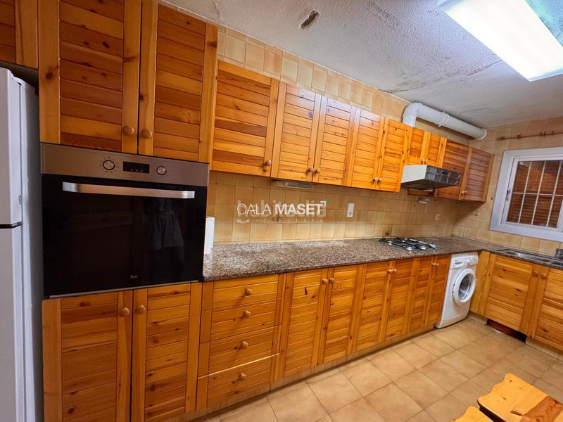 Foto dd267683-8f6a-4a0e-9c88-8ea32e903df0. Apartament amb aparcament piscina a Centre-Platja Platja d´Aro