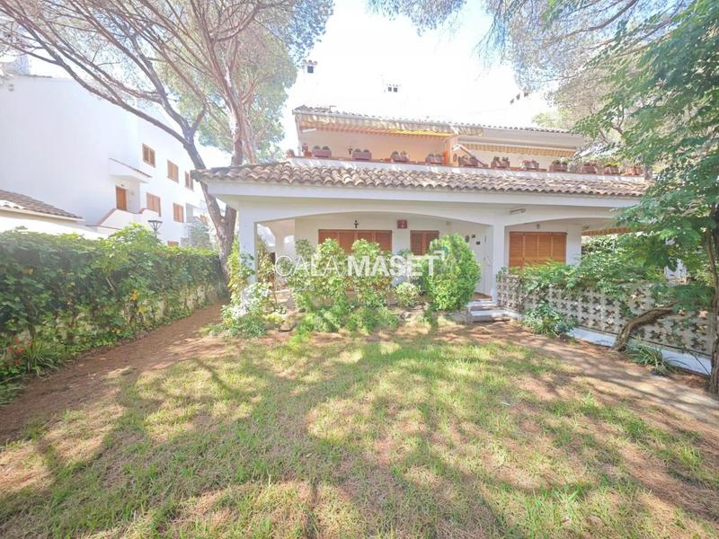 Foto e49b2d34-df2b-4bc3-aa05-ed34a53a09c4. Apartament amb aparcament piscina a Centre-Platja Platja d´Aro