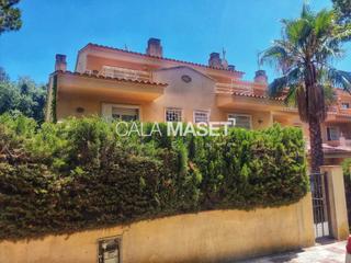 Casa adossada a Los Pinos-Politur. Casa o chalet independiente en venta en politur, platja daro.