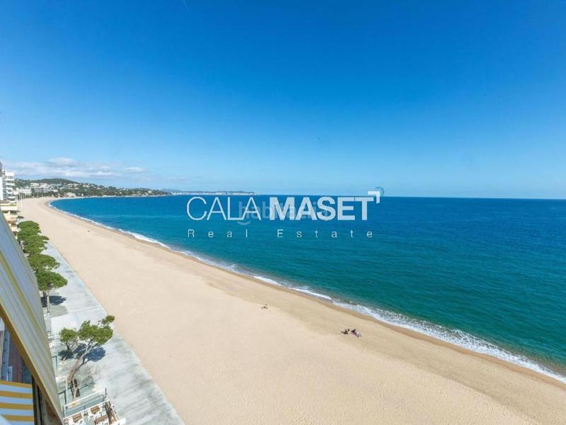 Foto b46c6119-5e94-4b15-b887-15ede2c3d42c. Estudio en marítim estudio en primera línea del mar con licencia en Platja d´Aro