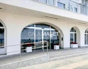 Estudi  Maritimo 162. Estudio en primera línea del mar en venta