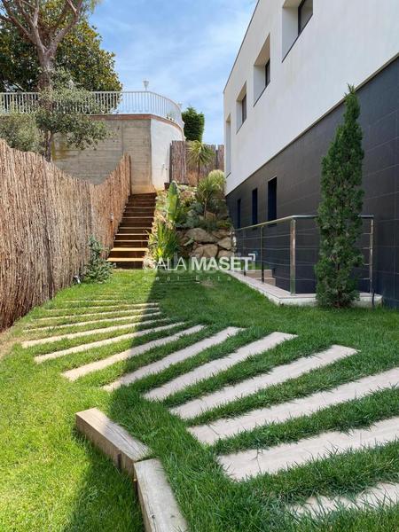 Foto 1b66649e-1643-4e37-8755-c33d52c6b2f8. Location chalet avec chauffage parking piscine dans Platja d´Aro
